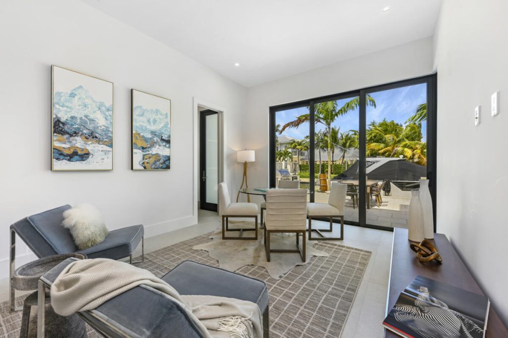 Coconut Palm Estate-Brand New Custom Build — image 34